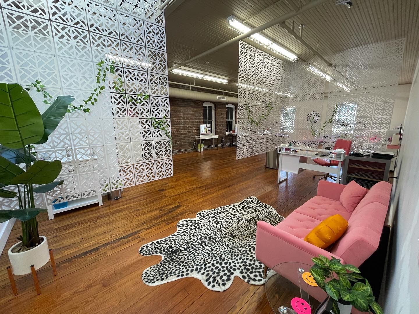 Sweet Peach Cosmetic Tattoo Shop — permanent makeup work