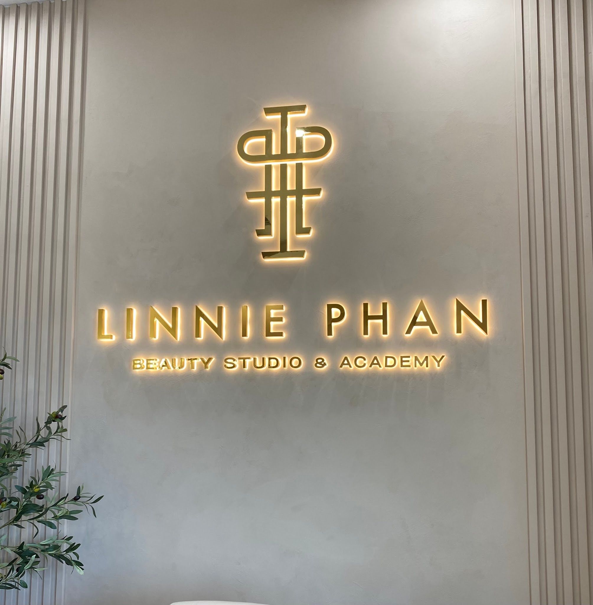 Permanent makeup work by Linnie Phan Beauty Studio & Academy in Garden Grove, CA