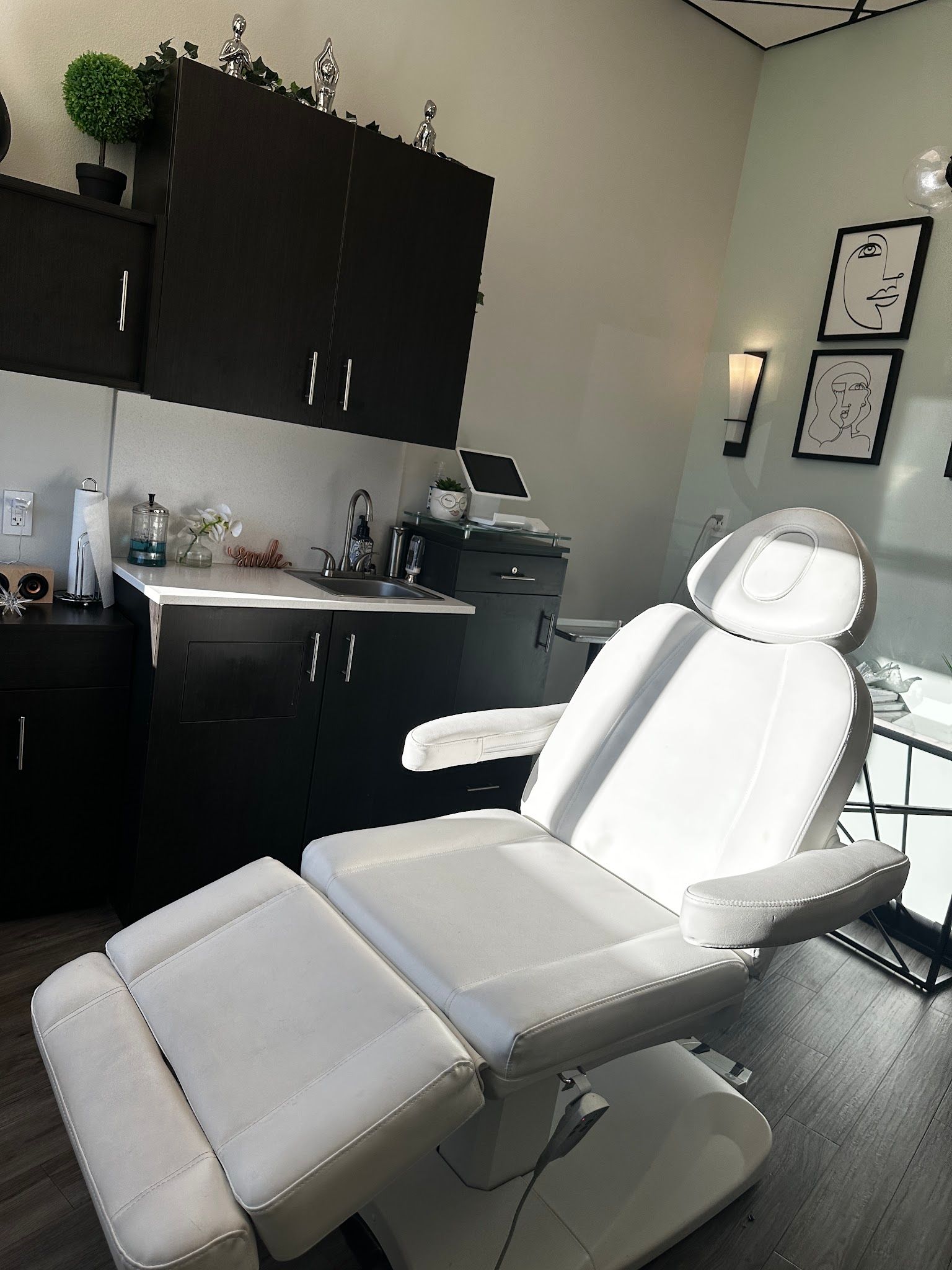 Simply Arched Microblading — permanent makeup work